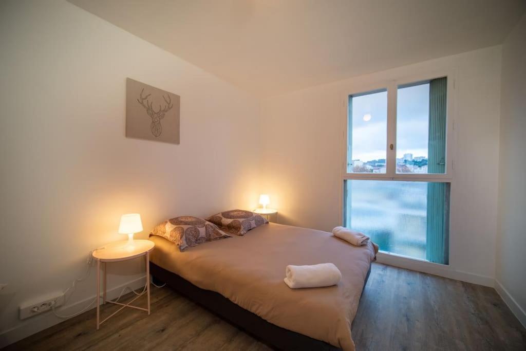 Fully Equipped Apartment Balcony Sleeps 7 Wifi Marseille Exteriör bild