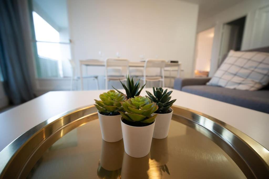 Fully Equipped Apartment Balcony Sleeps 7 Wifi Marseille Exteriör bild